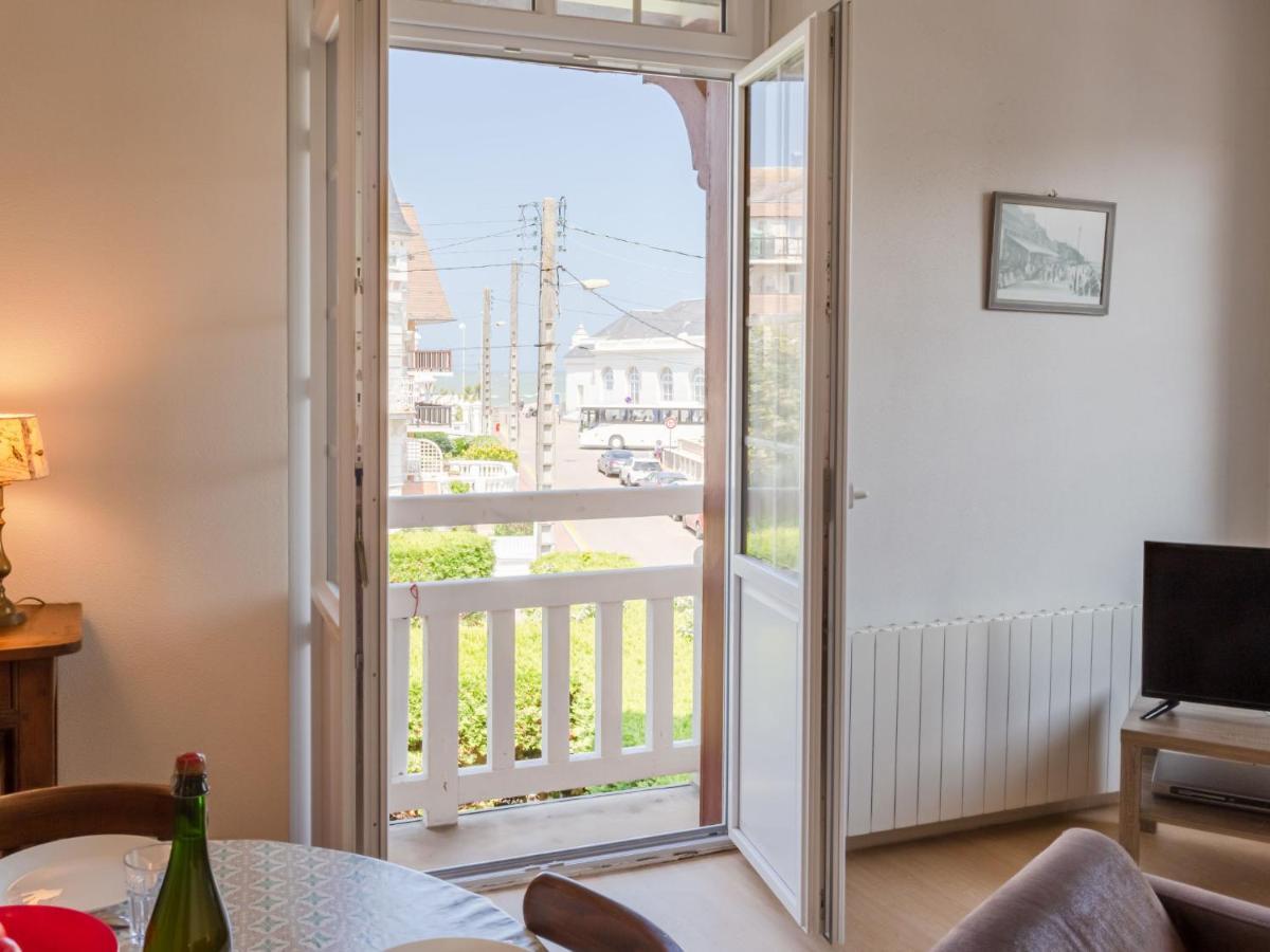 Apartment Le Manoir By Interhome Cabourg Exterior photo